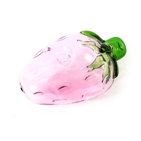 GLASS STRAWBERRY FRUIT PIPE